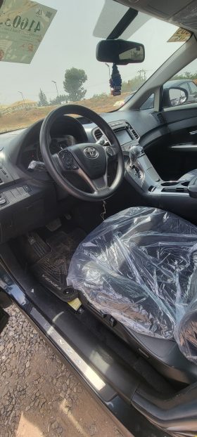 Foreign Used 2013 Toyota Venza