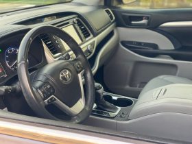 Foreign Used 2016 Toyota Highlander