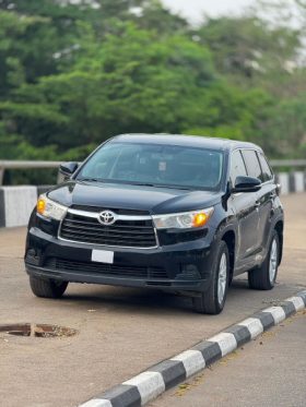 Foreign Used 2016 Toyota Highlander