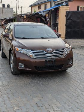 Foreign Used 2010 Toyota Venzas