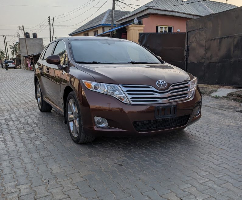 Foreign Used 2010 Toyota Venzas