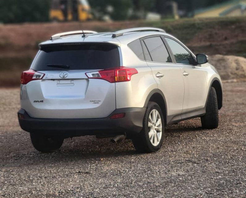 Foreign Used 2013 Toyota RAV4
