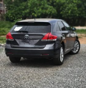 Foreign Used 2011 Toyota Venzas