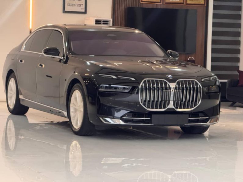 New 2025 BMW 7 Series