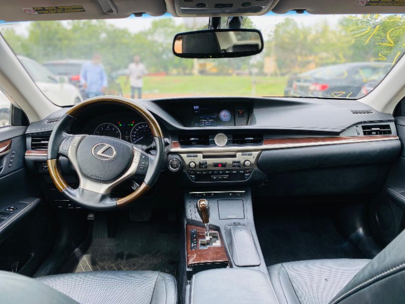 Foreign Used 2013 Lexus ES350