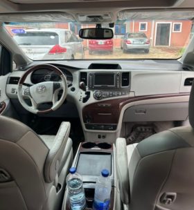 Nigeria Used 2012 Toyota Sienna