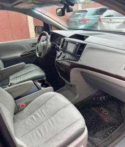 Nigeria Used 2012 Toyota Sienna