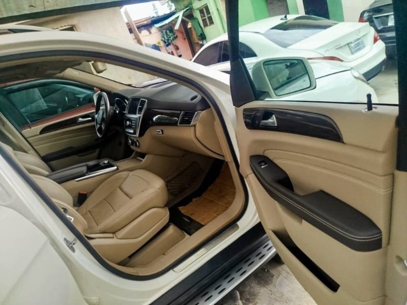 Foreign Used 2012 Mercedes-Benz Mercedes-Benz