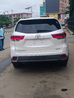 Foreign Used 2019` Toyota Highlander