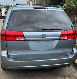 Foreign Used 2005 Toyota Sienna