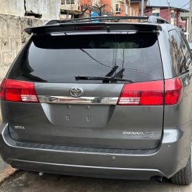 Foreign Used 2005 Toyota Sienna