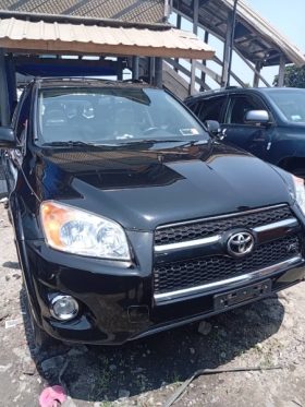 Foreign Used 2010 Toyota RAV4