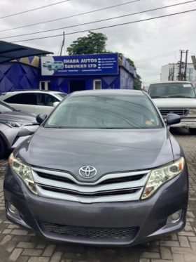 Foreign Used 2011 Toyota Venzas