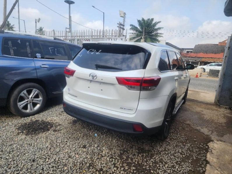 Toyota Highlander 2016