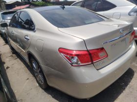 Foreign Used 2010 Lexus ES