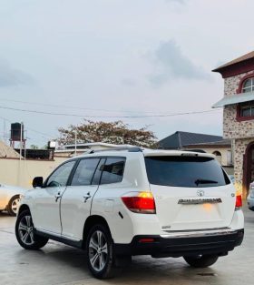 Foreign Used 2013 Toyota Highlander Hybrid