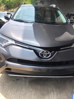 Foreign Used 2017 Toyota RAV4