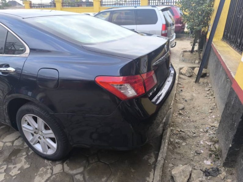 Foreign Used 2010 Lexus ES