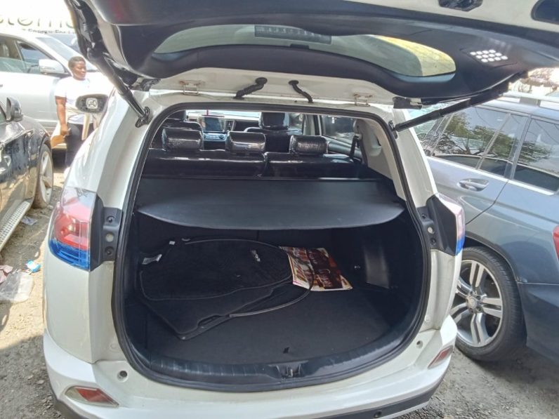 Foreign Used 2019` Toyota RAV4