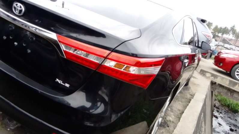 Foreign Used 2014 Toyota Avalon