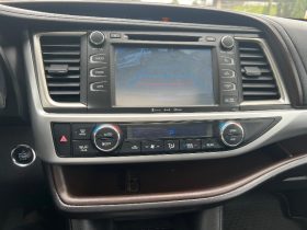 Foreign Used 2016 Toyota Highlander Hybrid