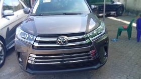 Foreign Used 2019` Toyota Highlander Hybrid