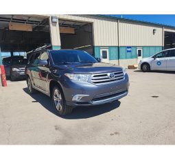 Foreign Used 2013 Toyota Highlander Hybrid