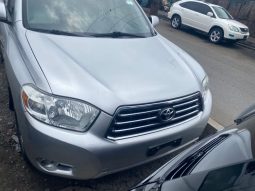 Foreign Used 2010 Toyota Highlander Hybrid