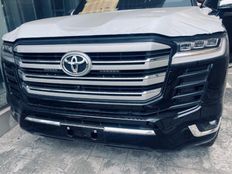 New 2025 Toyota Land Cruiser