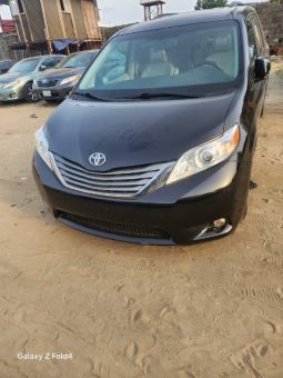 Foreign Used 2013 Toyota Sienna
