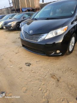 Foreign Used 2013 Toyota Sienna