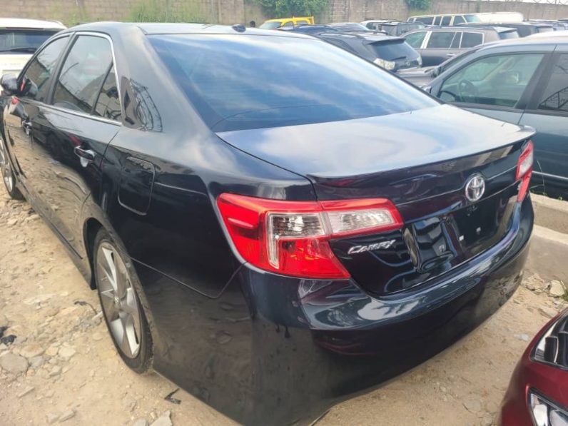 Foreign Used 2014 Toyota Camry