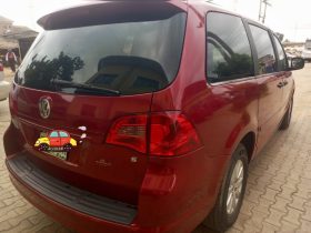 Nigeria Used 2009 Volkswagen Routan