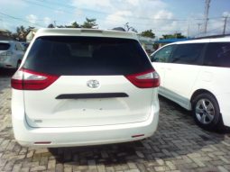 Foreign Used 2018 Toyota Sienna