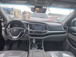 Foreign Used 2017 Toyota Highlander