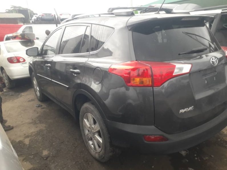 Foreign Used 2013 Toyota RAV4