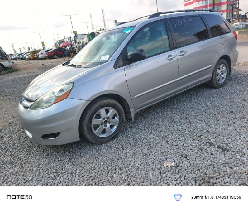 Foreign Used 2008 Toyota Sienna