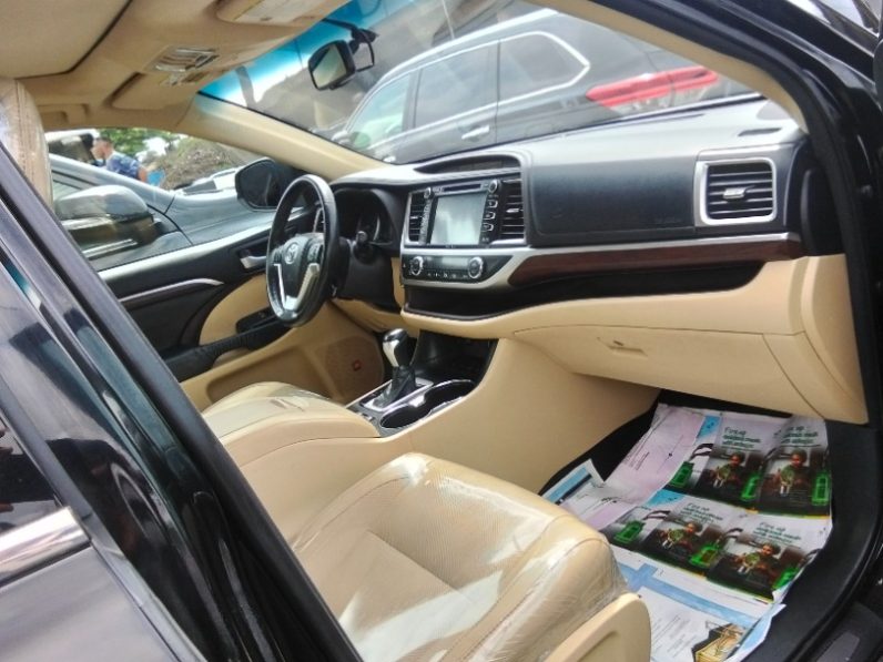 Foreign Used 2015 Toyota Highlander