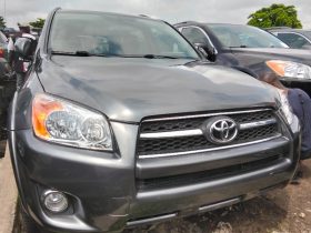 Foreign Used 2010 Toyota RAV4