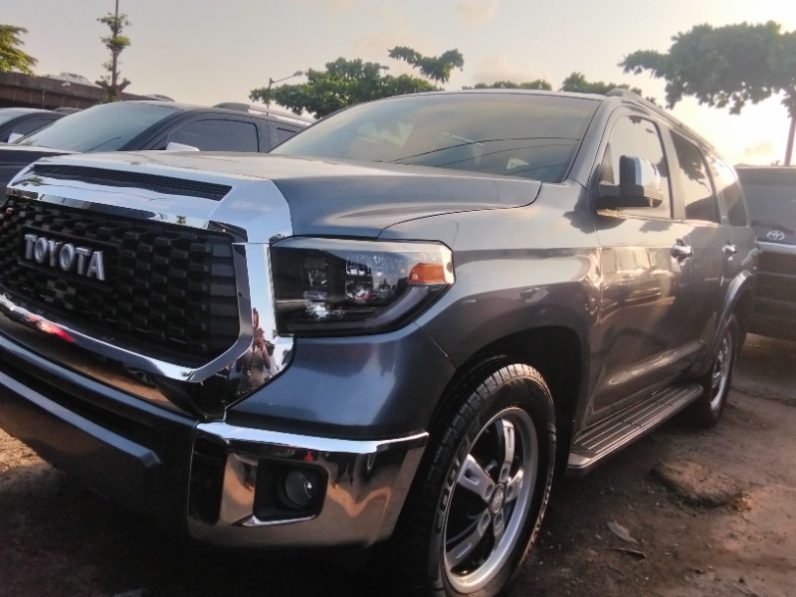 Foreign Used 2015 Toyota Sequoia