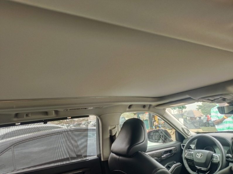 Foreign Used 2020 Toyota Highlander
