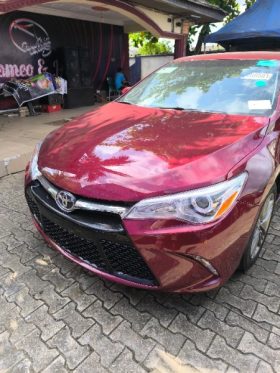 Toyota Camry 2017
