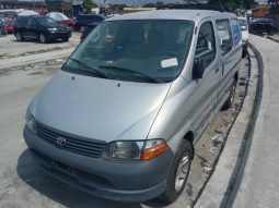 Foreign Used 2006 Toyota Hiace