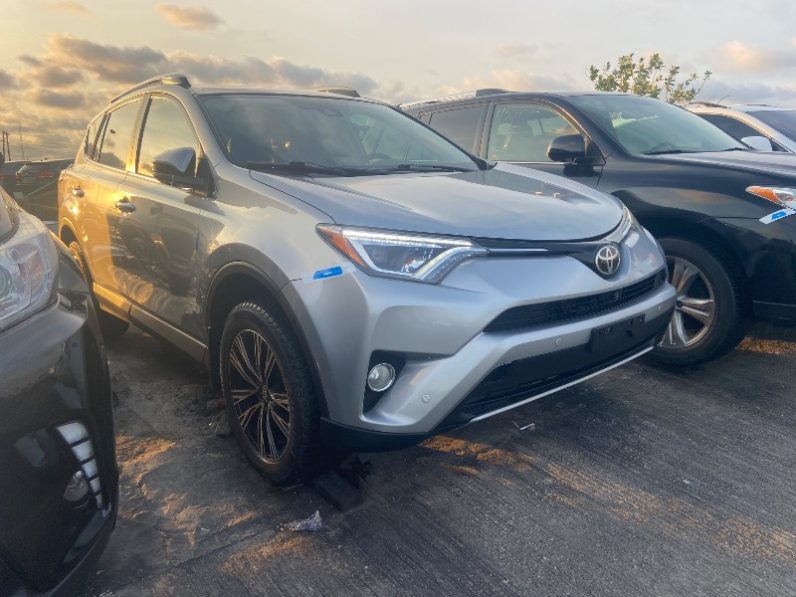 Foreign Used 2018 Toyota RAV4