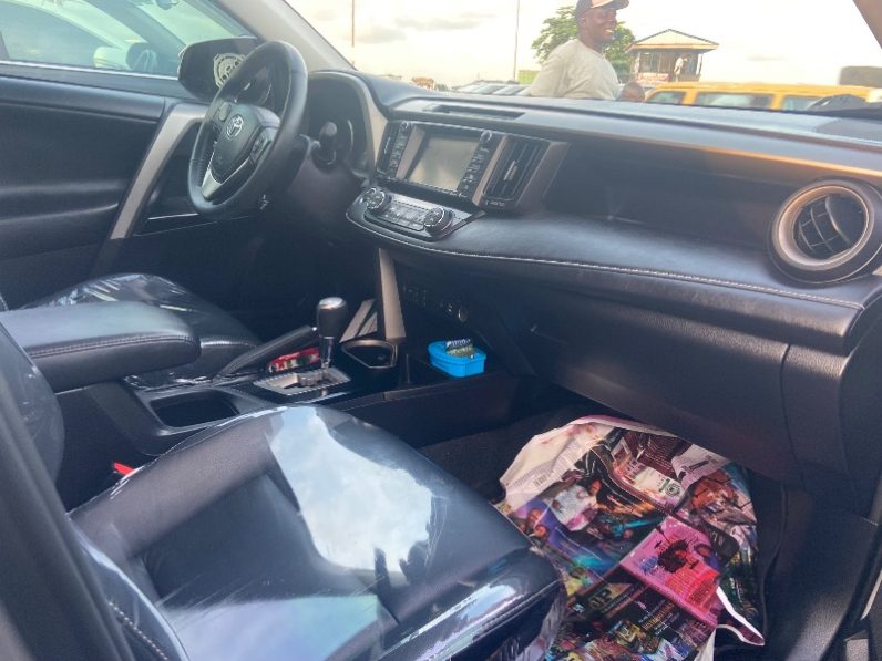 Foreign Used 2018 Toyota RAV4