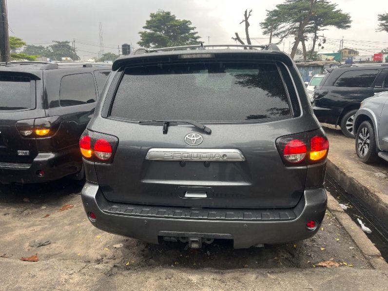 Foreign Used 2013 Toyota Sequoia