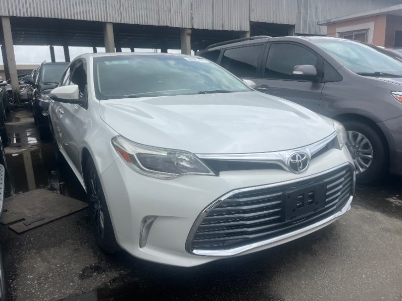 Foreign Used 2016 Toyota Avalon