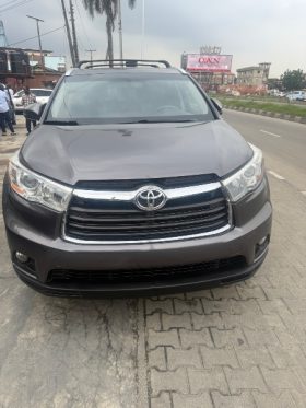 Foreign Used 2015 Toyota Highlander