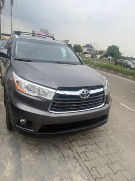 Foreign Used 2015 Toyota Highlander