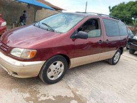 Nigeria Used 2002 Toyota Sienna